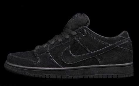 all black nike sb dunks|Nike Sb Dunk low blackout.